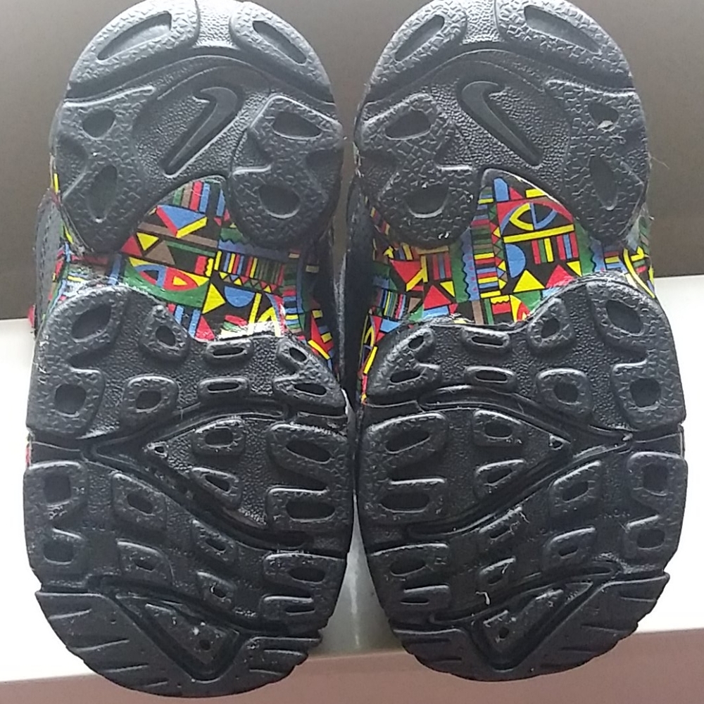 Shoes - Picture 4 of 4